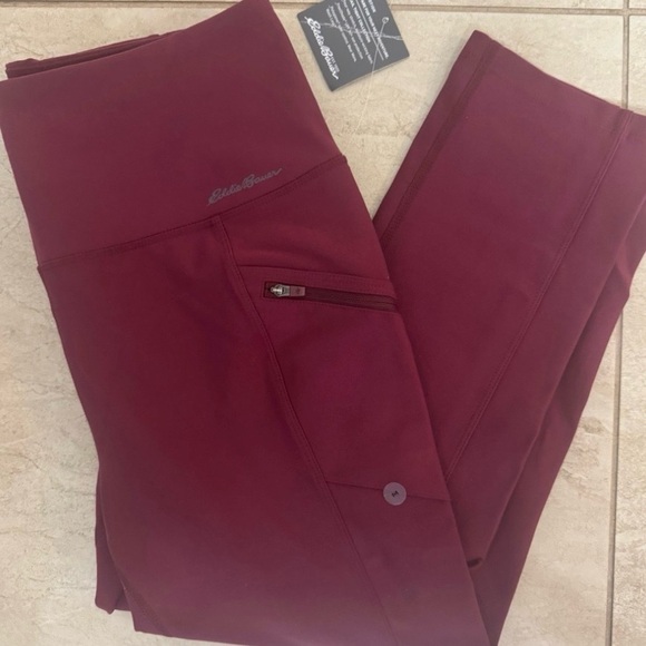 Eddie Bauer Women's Trail Tight Capris - High Rise - Picture 6 of 10